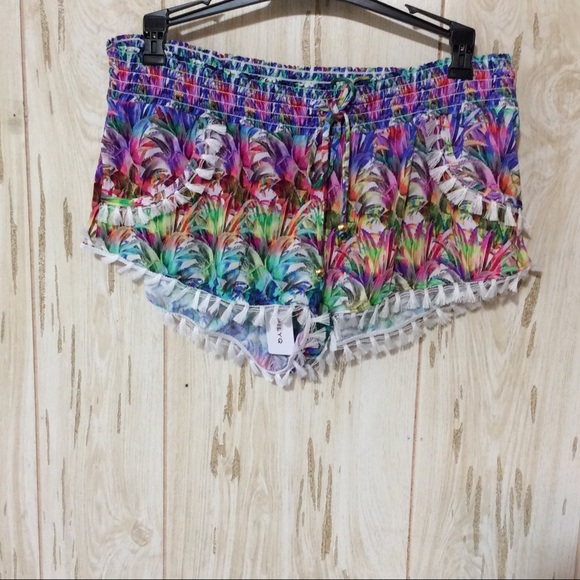 Pilyq Pants - New Pilyq Sassy Coverup Shorts M/L